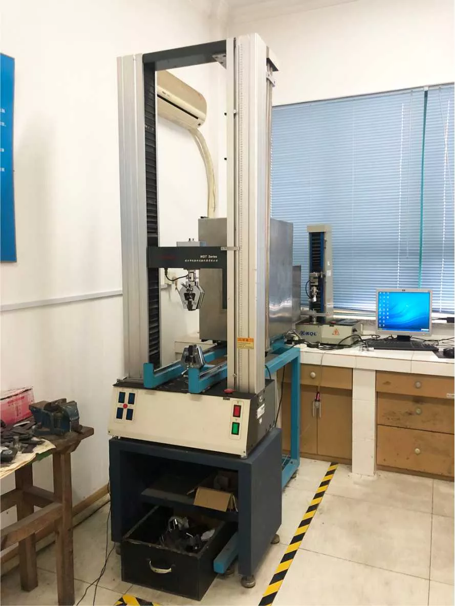 High and low temperature tensile machine